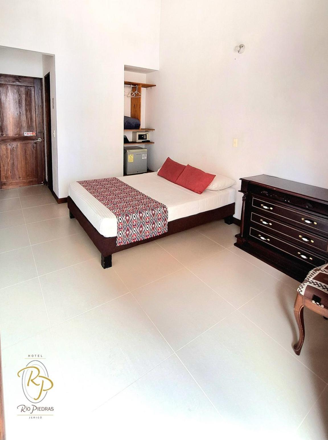 Hotel Rio Piedras Херико Екстериор снимка